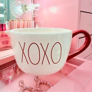 Rae Dunn XOXO Measuring Cup Valentines Kitchen Decor
